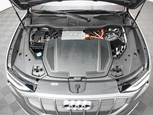 2020 Audi e-tron Sportback Premium Plus