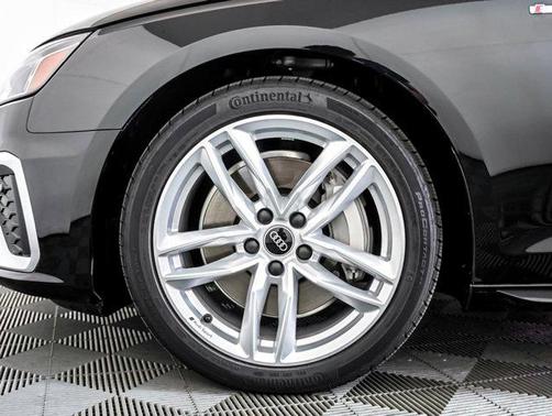 2024 Audi A4 45 S line Premium