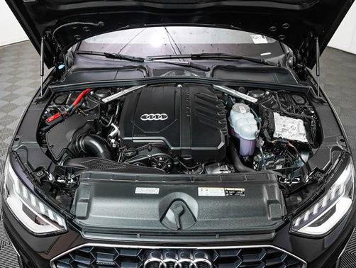 2024 Audi A4 45 S line Premium
