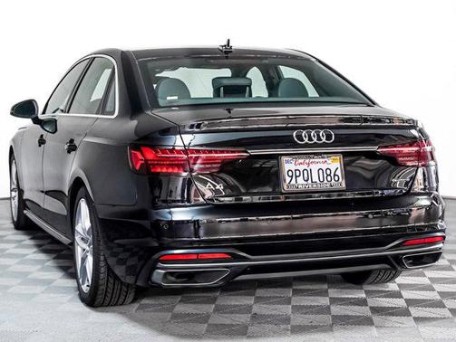 2024 Audi A4 45 S line Premium