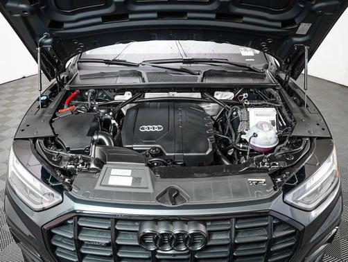 2025 Audi Q5 40 Premium Plus