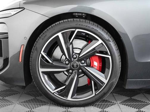 2025 Audi S6 e-tron Premium Plus