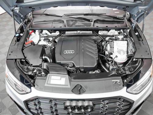 2022 Audi Q5 45 S line Premium Plus