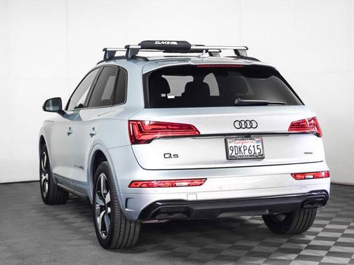 2022 Audi Q5 45 S line Premium Plus