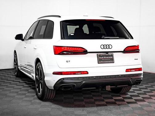 2026 Audi Q7 55 Premium Plus