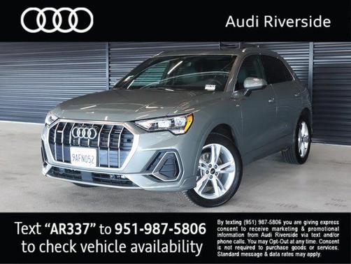 2022 Audi Q3 45 S line Premium