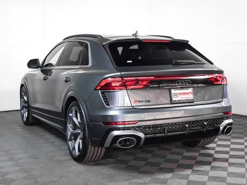 2025 Audi RS Q8 4.0T