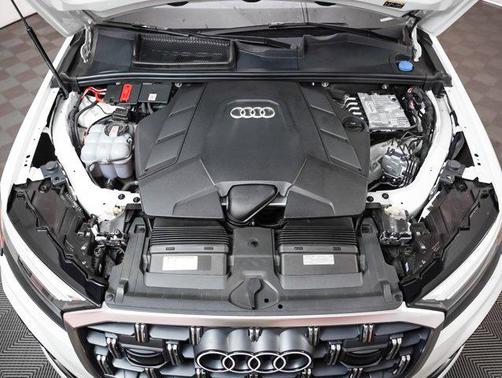 2025 Audi Q7 55 Premium