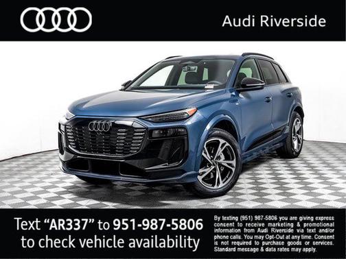 Plasma Blue Metallic 2027 Audi Q6 e-tron Premium Plus