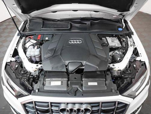 2022 Audi Q7 55 Premium Plus