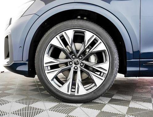 2026 Audi Q8 55 Premium Plus