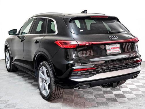 2025 Audi Q5 Premium Plus