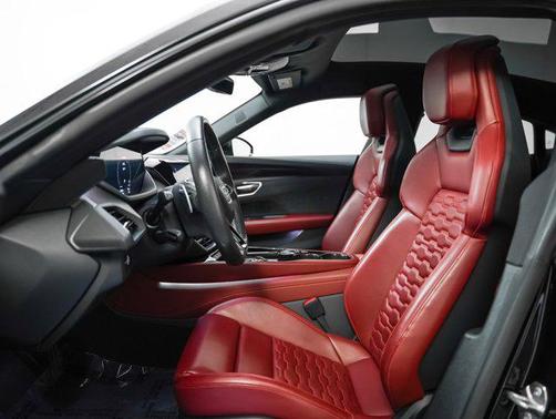 2024 Audi e-tron GT Premium Plus quattro