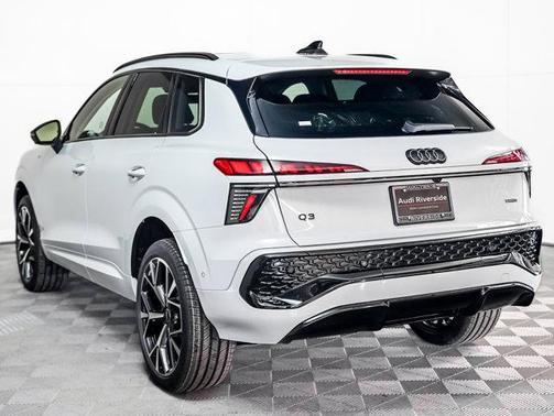2026 Audi Q3 S line