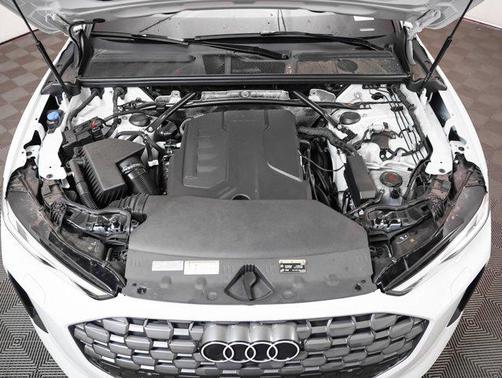 2025 Audi Q5 Premium