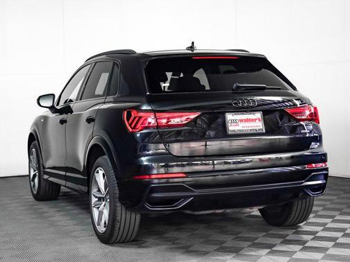 2022 Audi Q3 45 S line Premium
