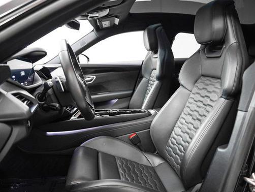 2023 Audi e-tron GT Premium Plus quattro