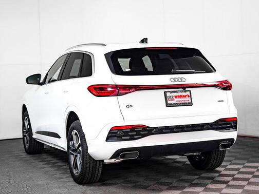 2025 Audi Q5 Premium