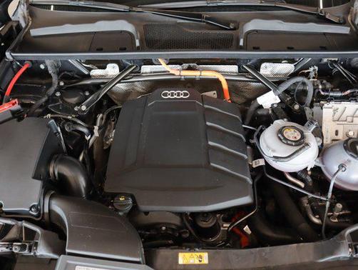 2024 Audi Q5 e 55 S line Premium Plus