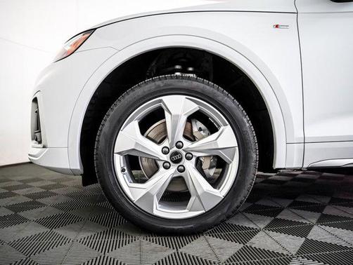 2025 Audi Q5 45 S line Premium Plus