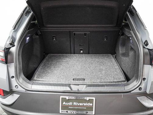 Pure Gray 2023 Volkswagen ID.4 S