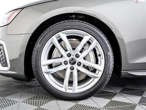 2023 Audi A4 45 S line Premium