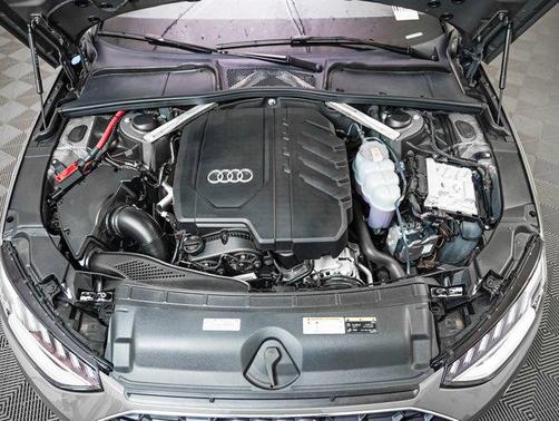 2023 Audi A4 45 S line Premium
