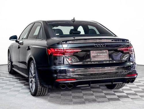 2023 Audi S4 Premium Plus TFSI quattro Tiptronic