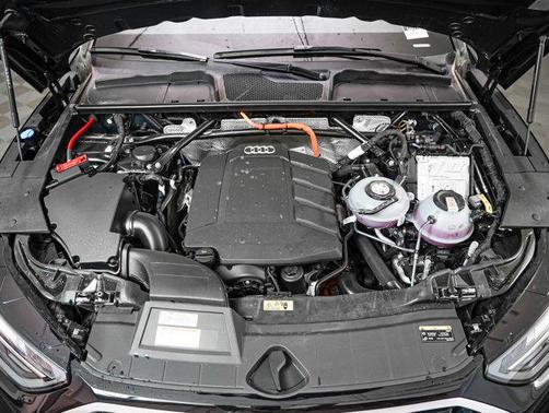 2025 Audi Q5 55 S line Premium Plus