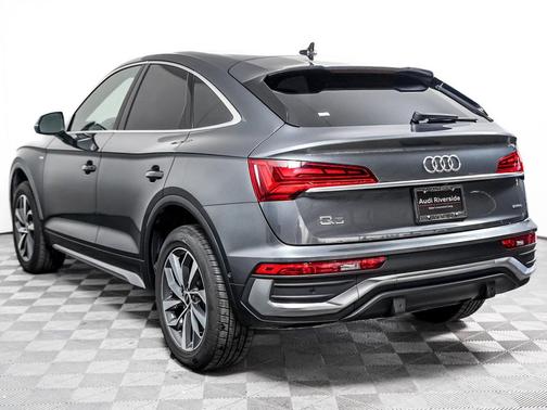 Daytona Gray Pearl Effect 2023 Audi Q5 45 S line Prestige