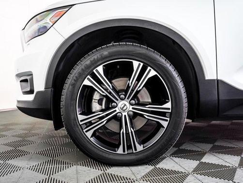 2022 Volvo XC40 T5 Inscription