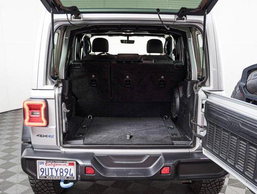 Silver Zynith Clearcoat 2023 Jeep Wrangler 4xe Rubicon