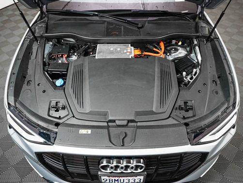 2022 Audi e-tron Premium