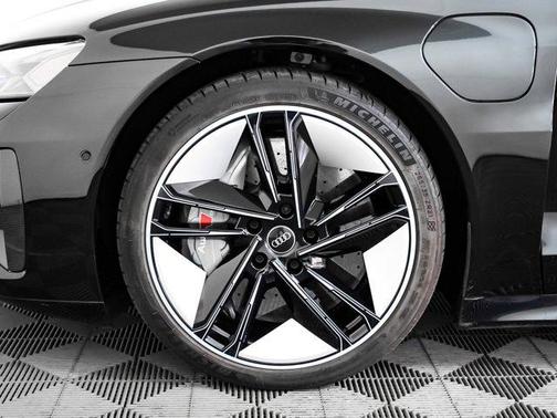 2023 Audi RS e-tron GT quattro