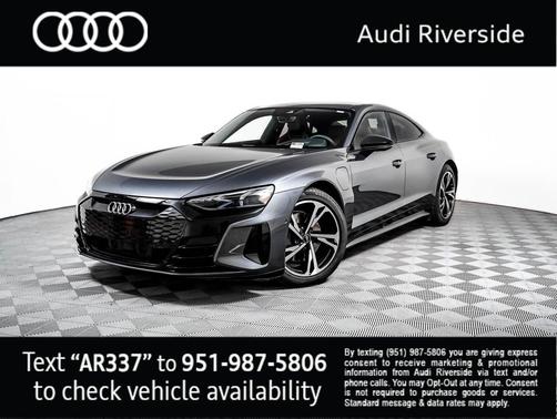 Daytona Gray Pearl Effect 2022 Audi e-tron GT Prestige