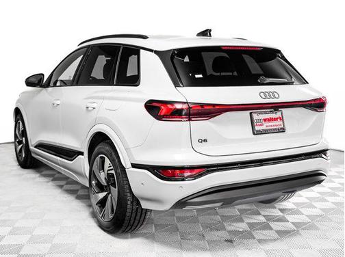 2025 Audi Q6 e-tron Prestige quattro