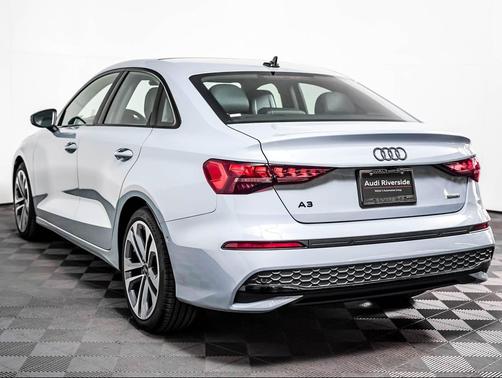 Arrow Gray Pearl Effect 2026 Audi A3 Premium