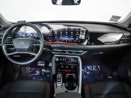 2025 Audi Q5 Premium Plus TFSI quattro S tronic