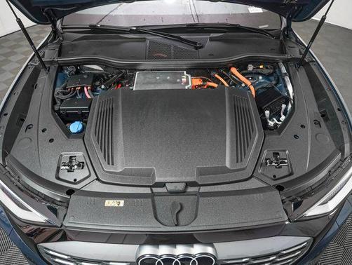 2024 Audi Q8 e-tron Premium Plus