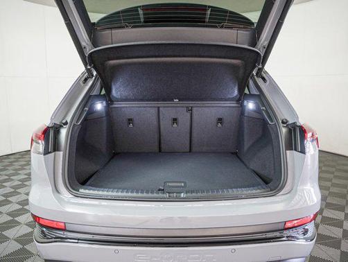 2025 Audi Q4 e-tron Premium Plus 55 quattro
