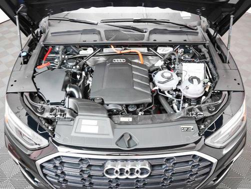2025 Audi Q5 55 S line Premium Plus