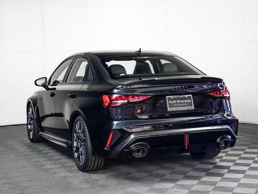 2025 Audi RS 3 2.5T (S tronic)