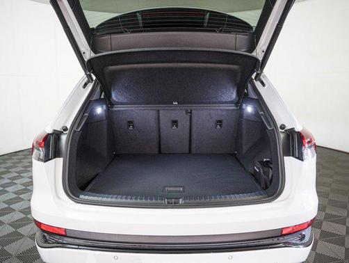 2025 Audi Q4 e-tron Premium Plus 55 quattro