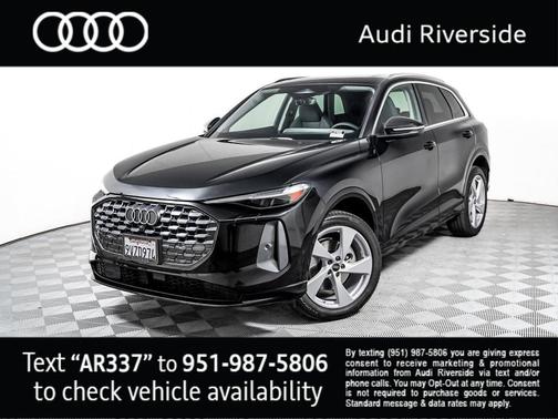 Mythos Black Metallic 2025 Audi Q5 Premium Plus TFSI quattro S tronic