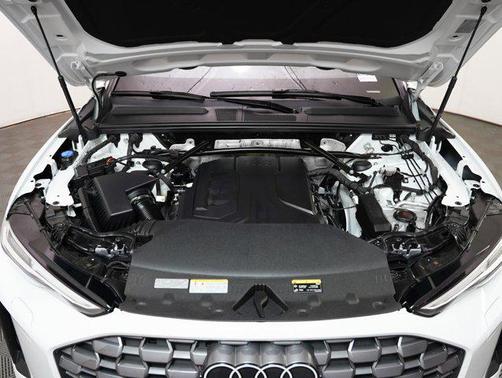 2025 Audi Q5 Premium Plus TFSI quattro S tronic