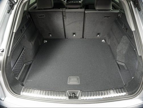 Florett Silver Metallic 2026 Audi Q5 Premium TFSI quattro S tronic