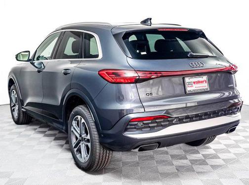 2025 Audi Q5 Premium