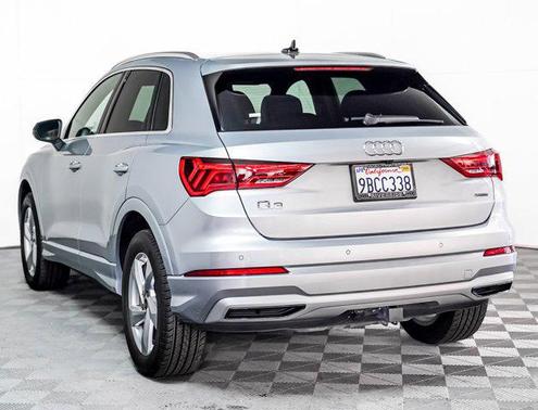 2022 Audi Q3 40 Premium Plus