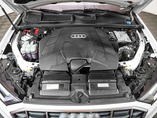 2021 Audi Q7 55 Premium Plus