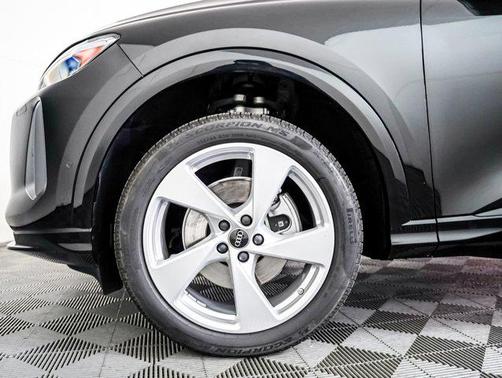 2025 Audi Q5 Premium Plus TFSI quattro S tronic